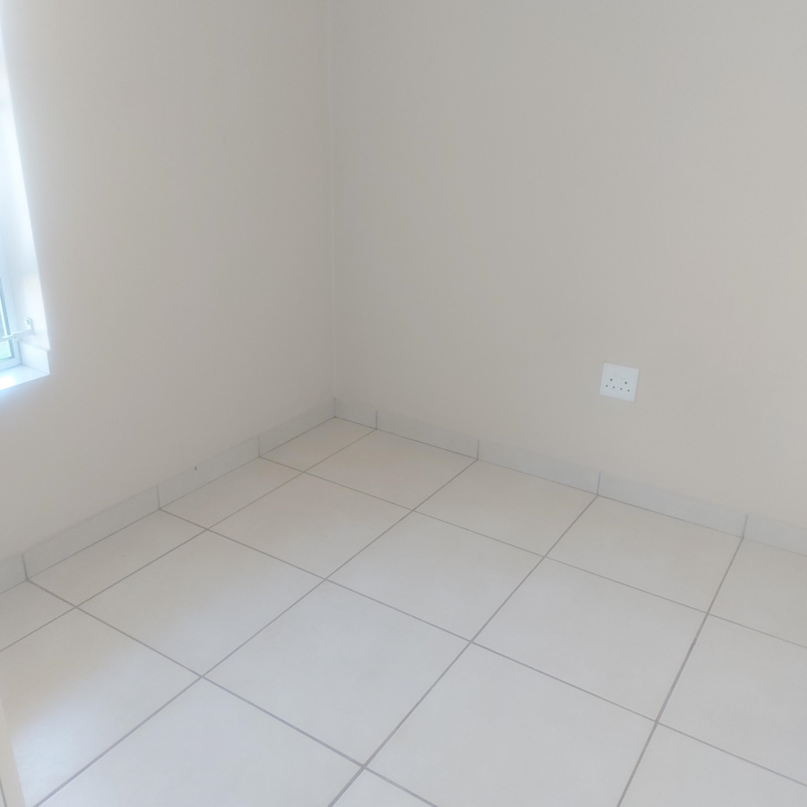 To Let 2 Bedroom Property for Rent in Buh Rein Estate Western Cape